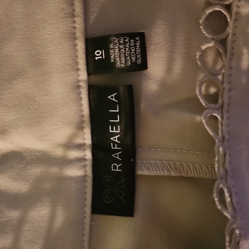 NWT Rafaellla shorts - Picture 6 of 9